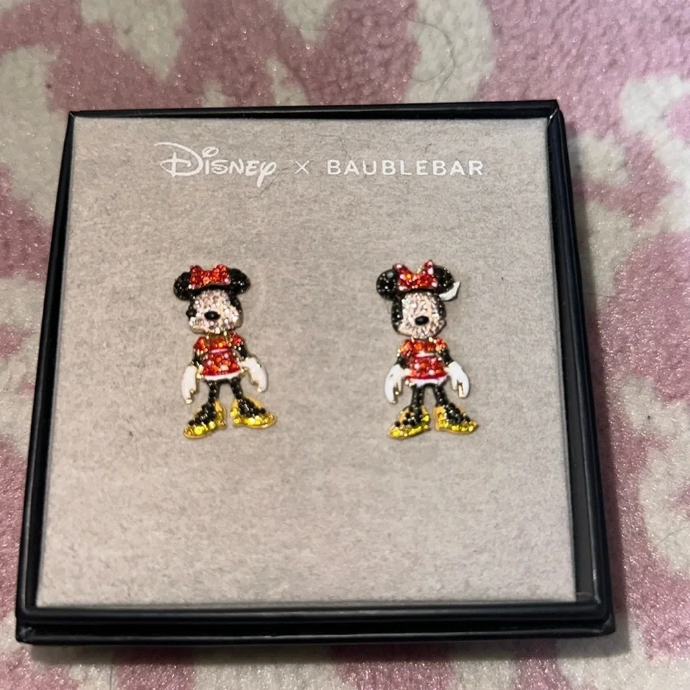 BaubleBar NEW IN BOX Disney x Minnie‎ Mouse dangly rhinestone earrings